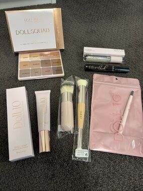 Doll 10 Makeup Bundle
